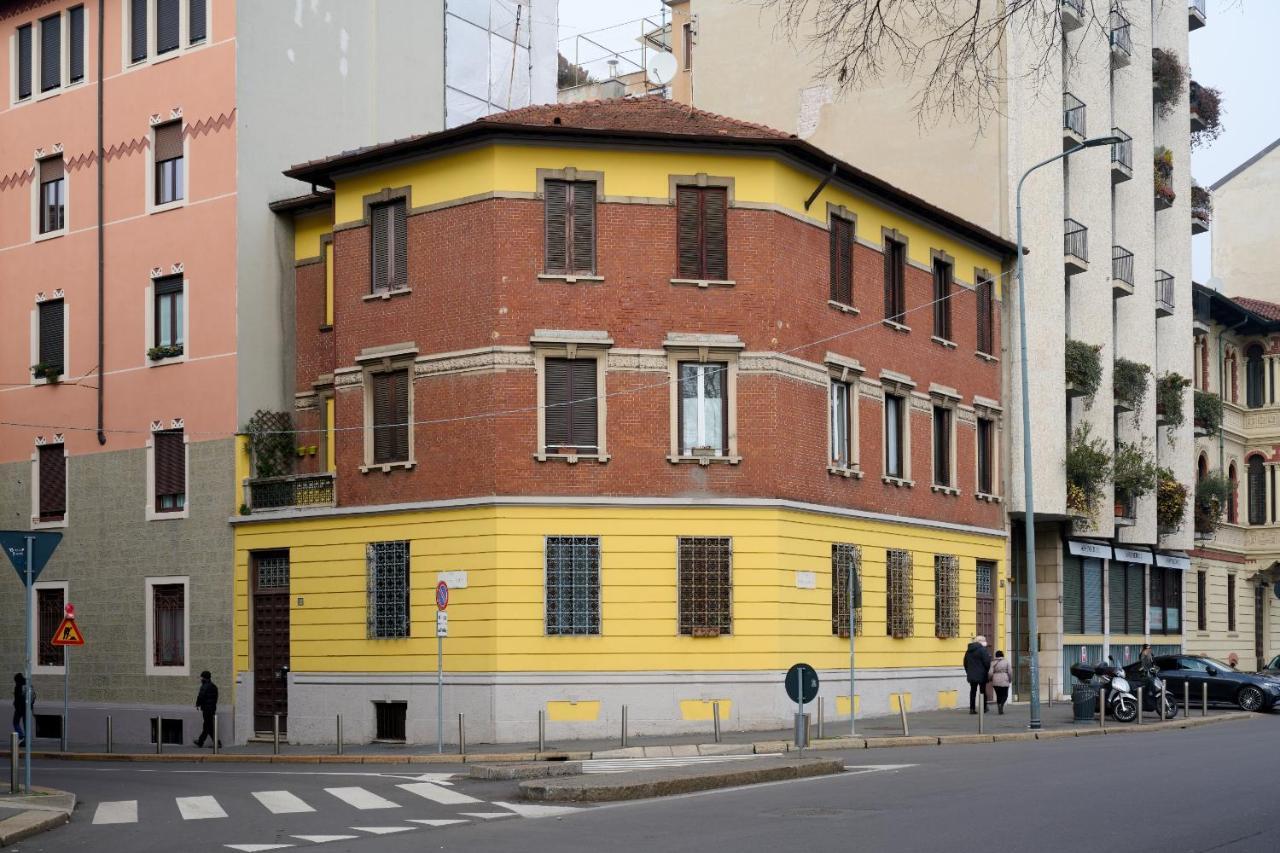 Artist Nadia'S Apartment In Porta Vercellina Milan Bagian luar foto